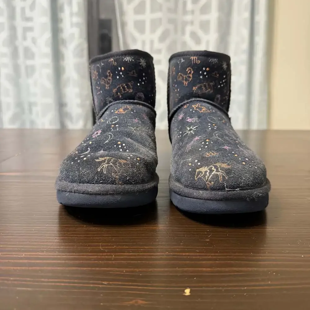 UGG Youth 7 Classic Zodiac Mini‎ Starry Night Special Edition